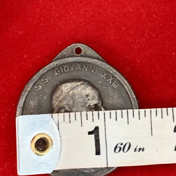 Vintage St. Christopher Protect Us & S.S. Giovanni XXIII Italy Silver Pendant - Picture 7 of 9